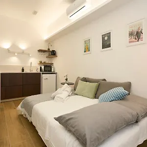 Apartamento Duomo 10 Min - Cozy With Netflix & Wifi, Milán