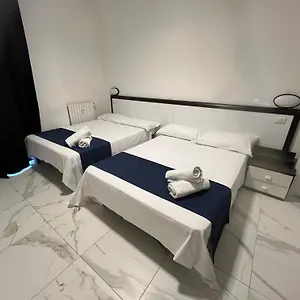 Apartamento Jcube Bocconi, Milán